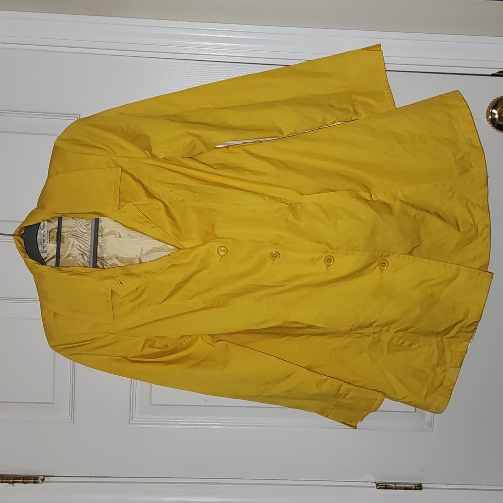 Peter Nygård Petites Yellow Jacket / Coat